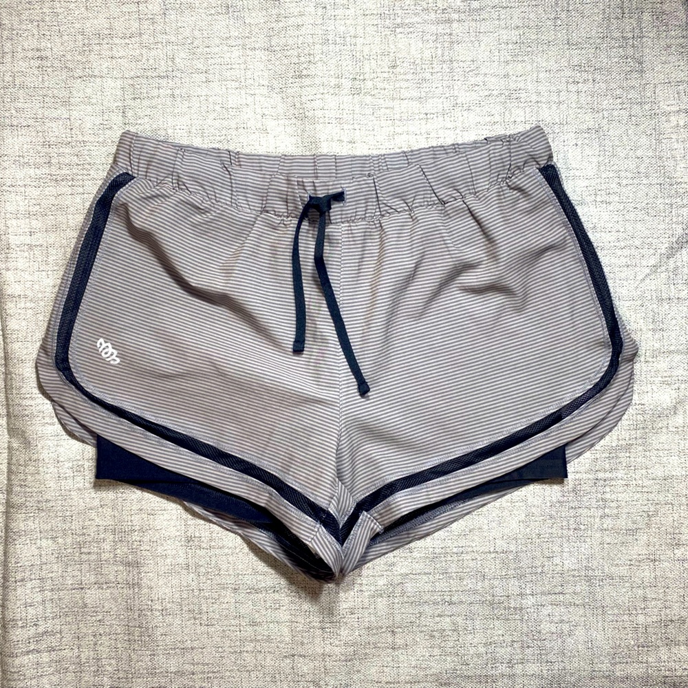 Maurices in Motion Small running , active shorts in grey and black.  #activewear